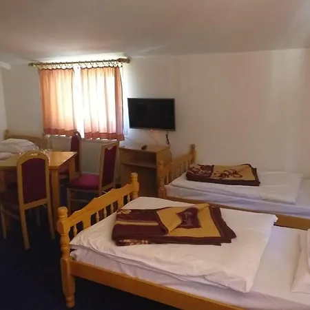 Sumarska Kuca Ognjiste Guest house